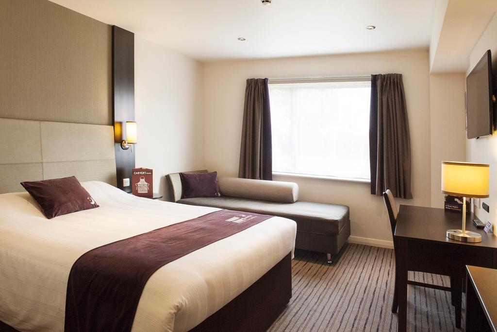 Premier Inn Dunfermline Dış mekan fotoğraf