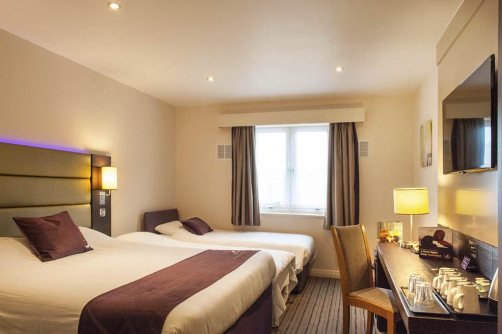 Premier Inn Dunfermline Oda fotoğraf