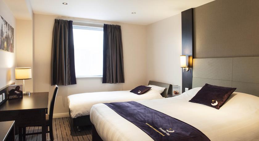 Premier Inn Dunfermline Oda fotoğraf